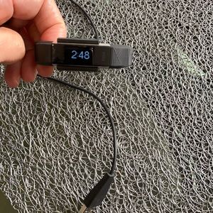 Fitbit Alta HR 101